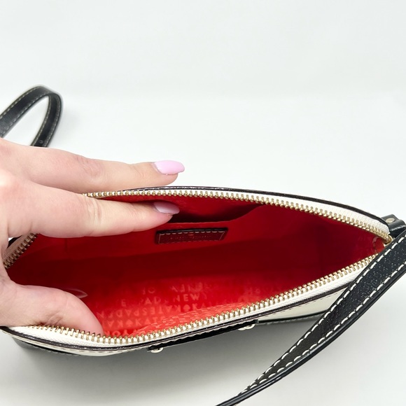 Kate Spade Cream and Black Bag - Picture 4 of 4